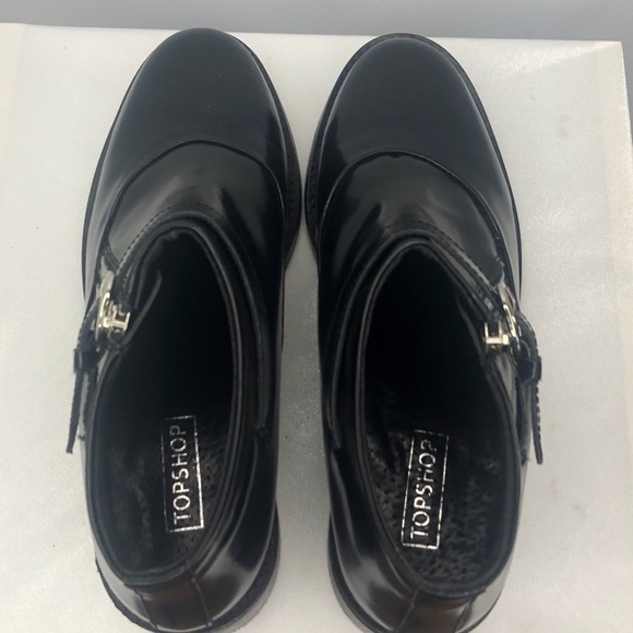 NIB Topshop 'Abbie' Leather Ankle Booties - Picture 3 of 4